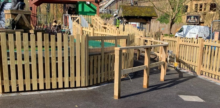 Timber Picket Fencing